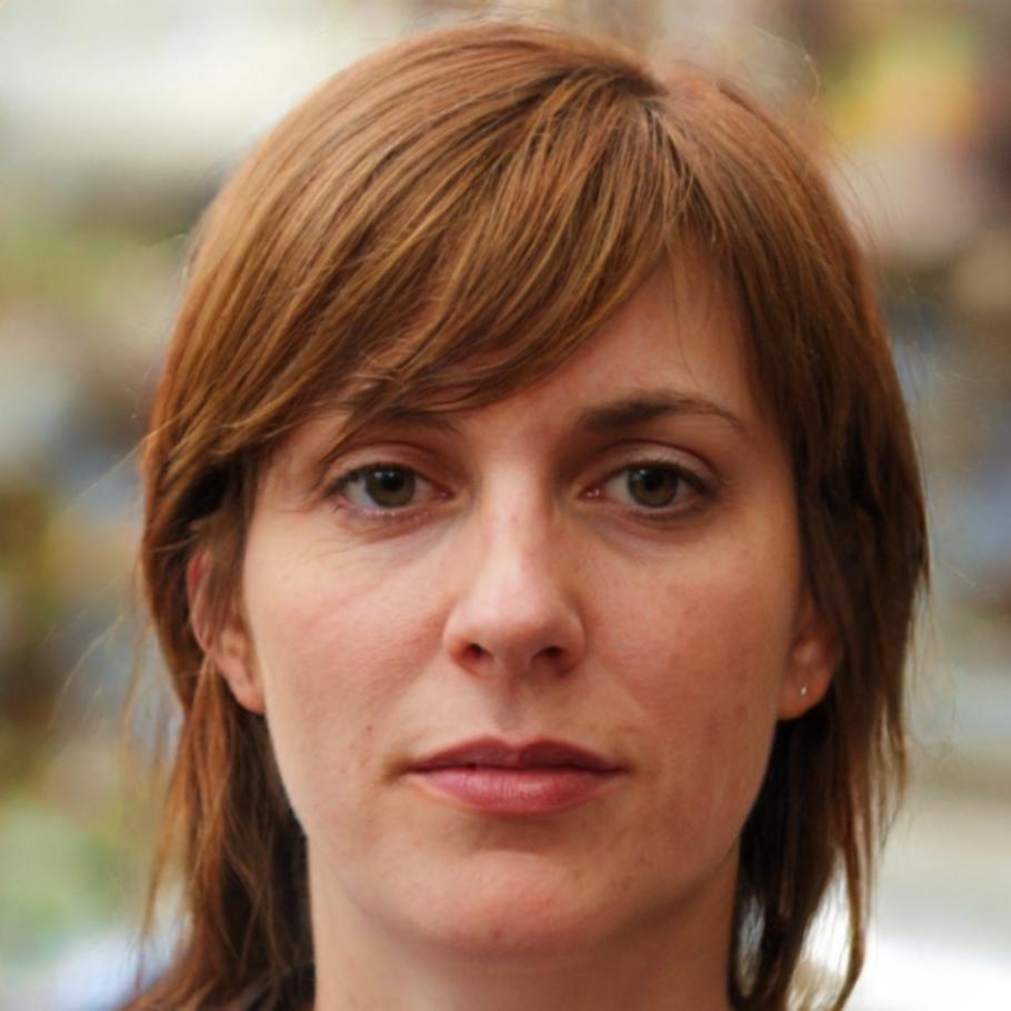 Nadia Ferreira, responsable contenus chez lexarivelo
